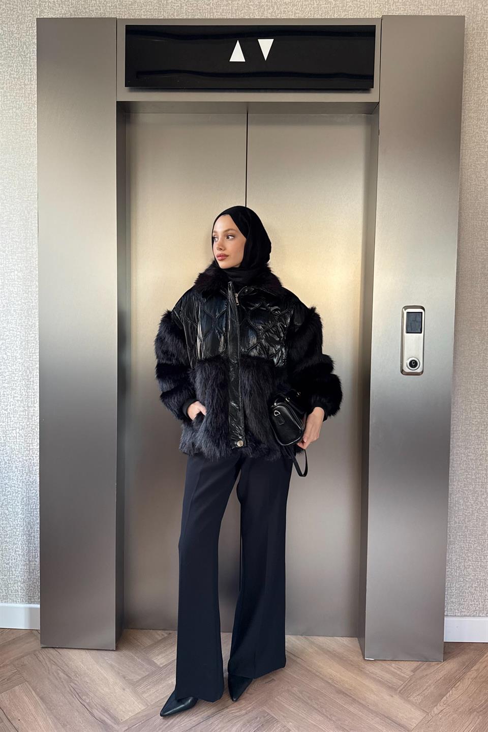 Kürklü Kapitone Mont - Siyah