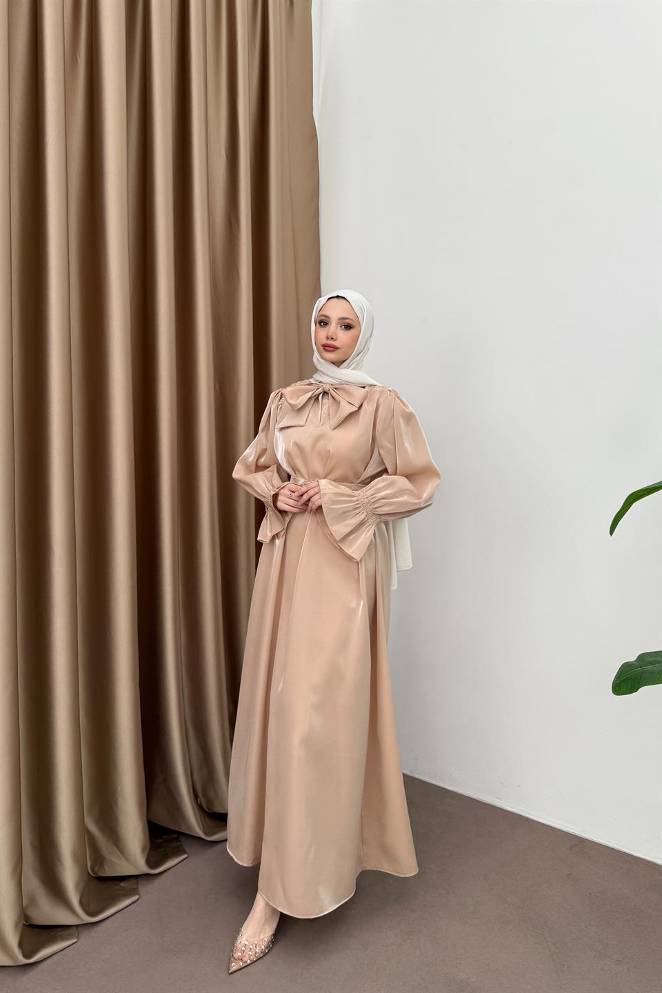 Kuşaklı Saten Elbise - Vizon