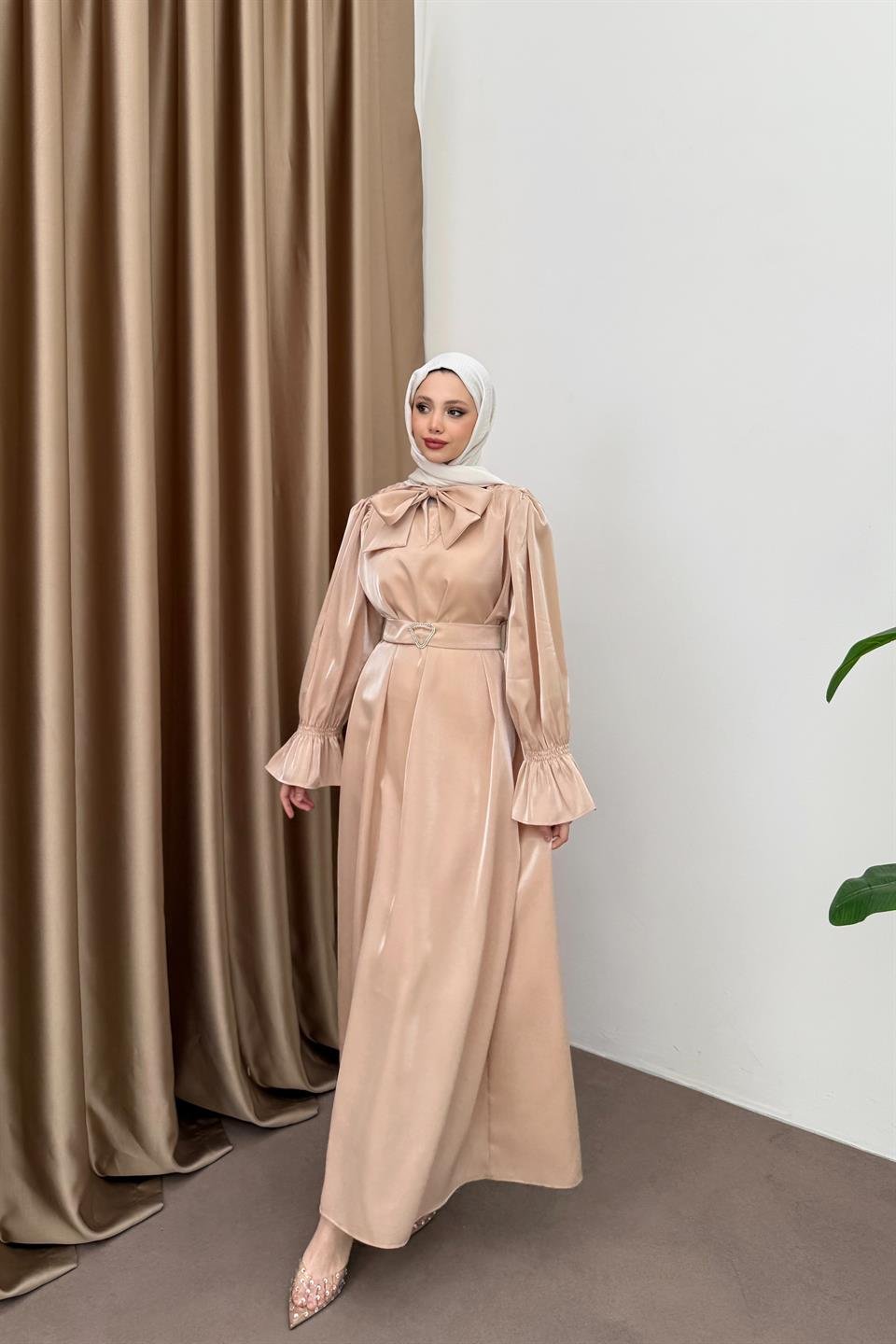 Kuşaklı Saten Elbise - Vizon