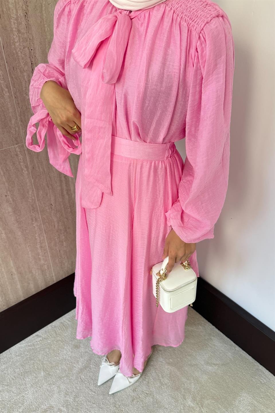 Laura Vual Etekli Takım - Pembe