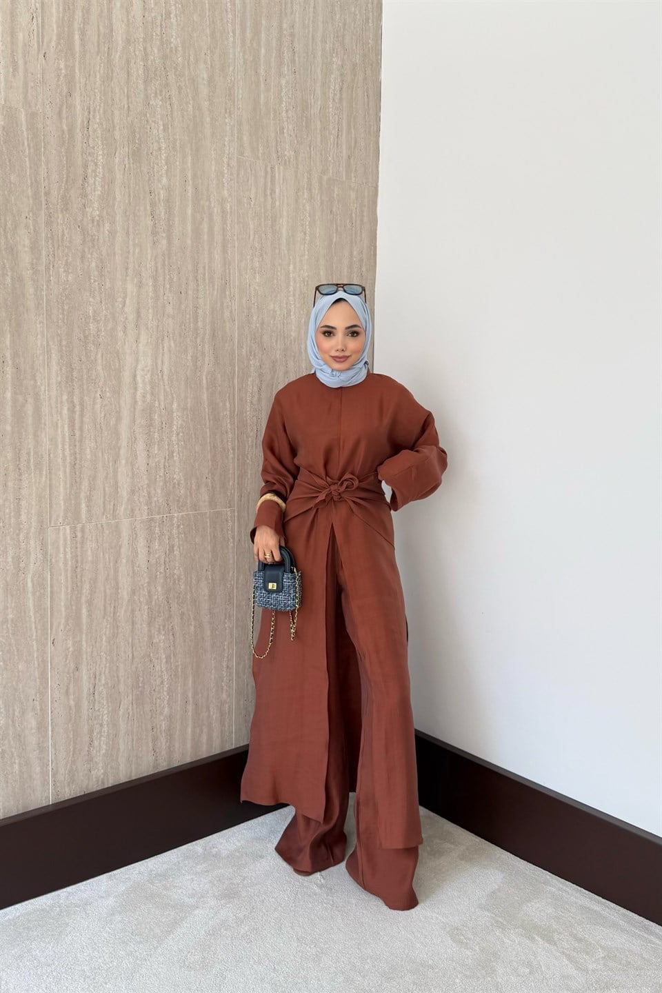 Lolya Şal Aksesuarlı Pantolonlu Takım - Kahve