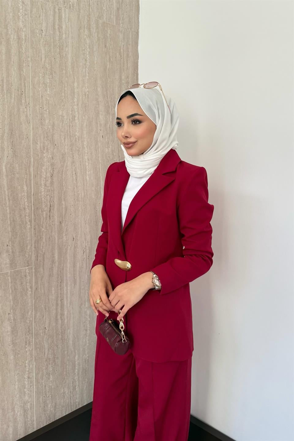 Mior Gold Aksesuarlı Pantolonlu Takım - Bordo