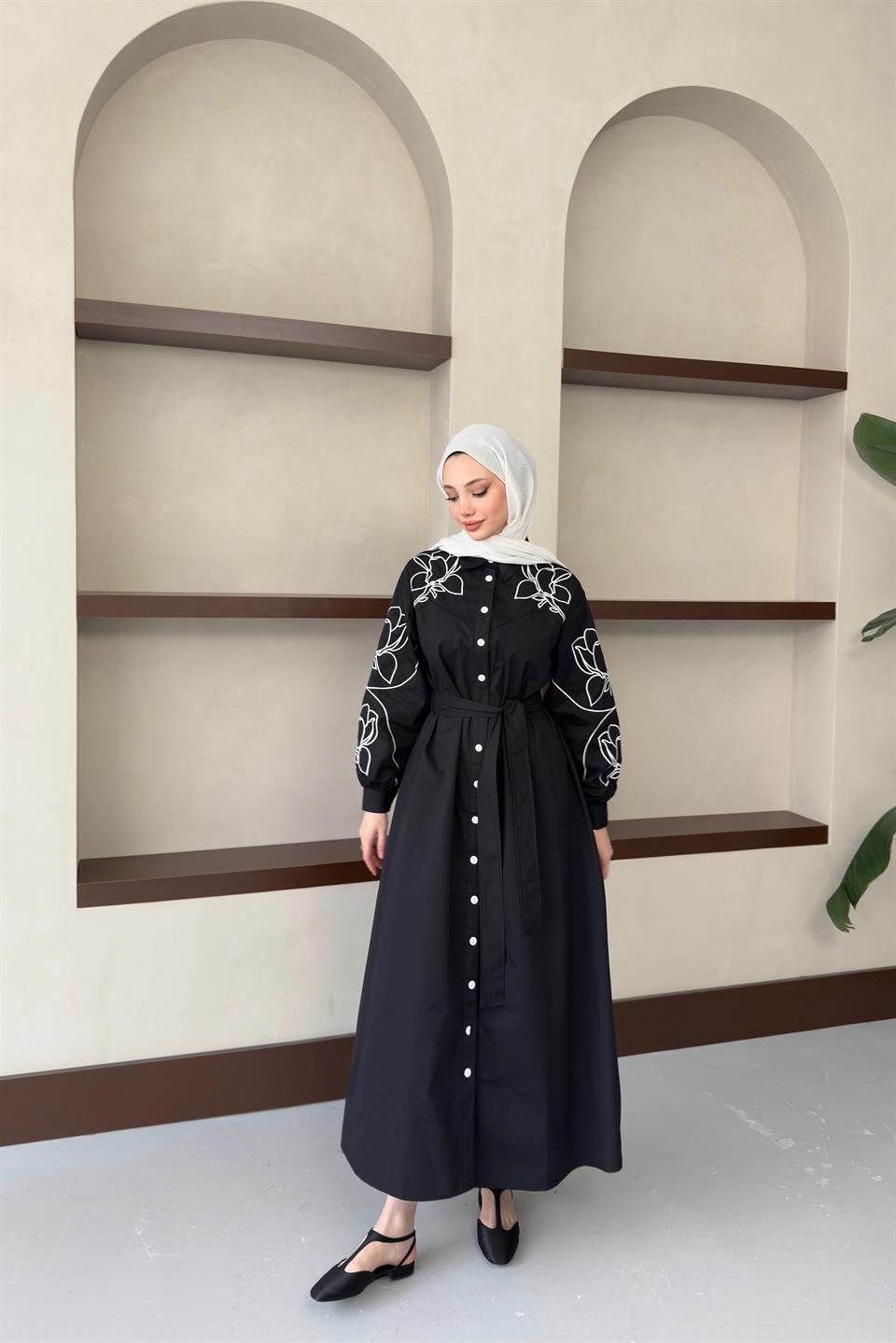 Nakış İşlemeli Gabardin Elbise - Siyah