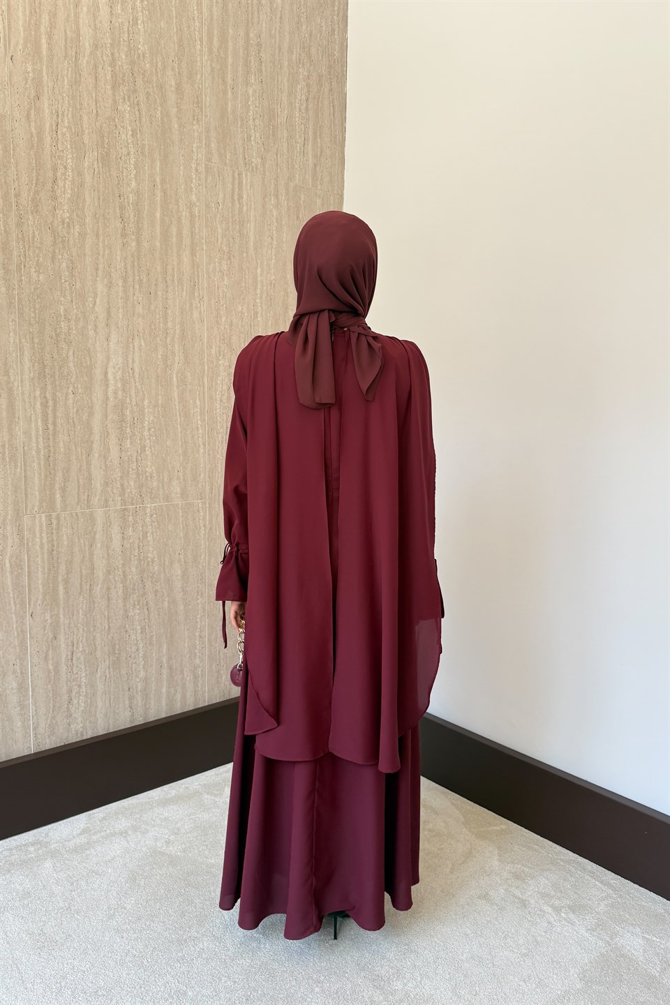 Omuz Taşlı Pelerinli Elbise - Bordo
