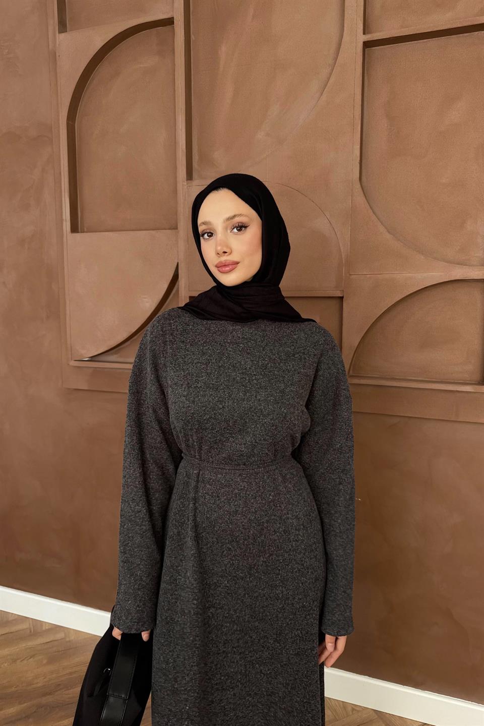 Knitted Sweater Dress - Black