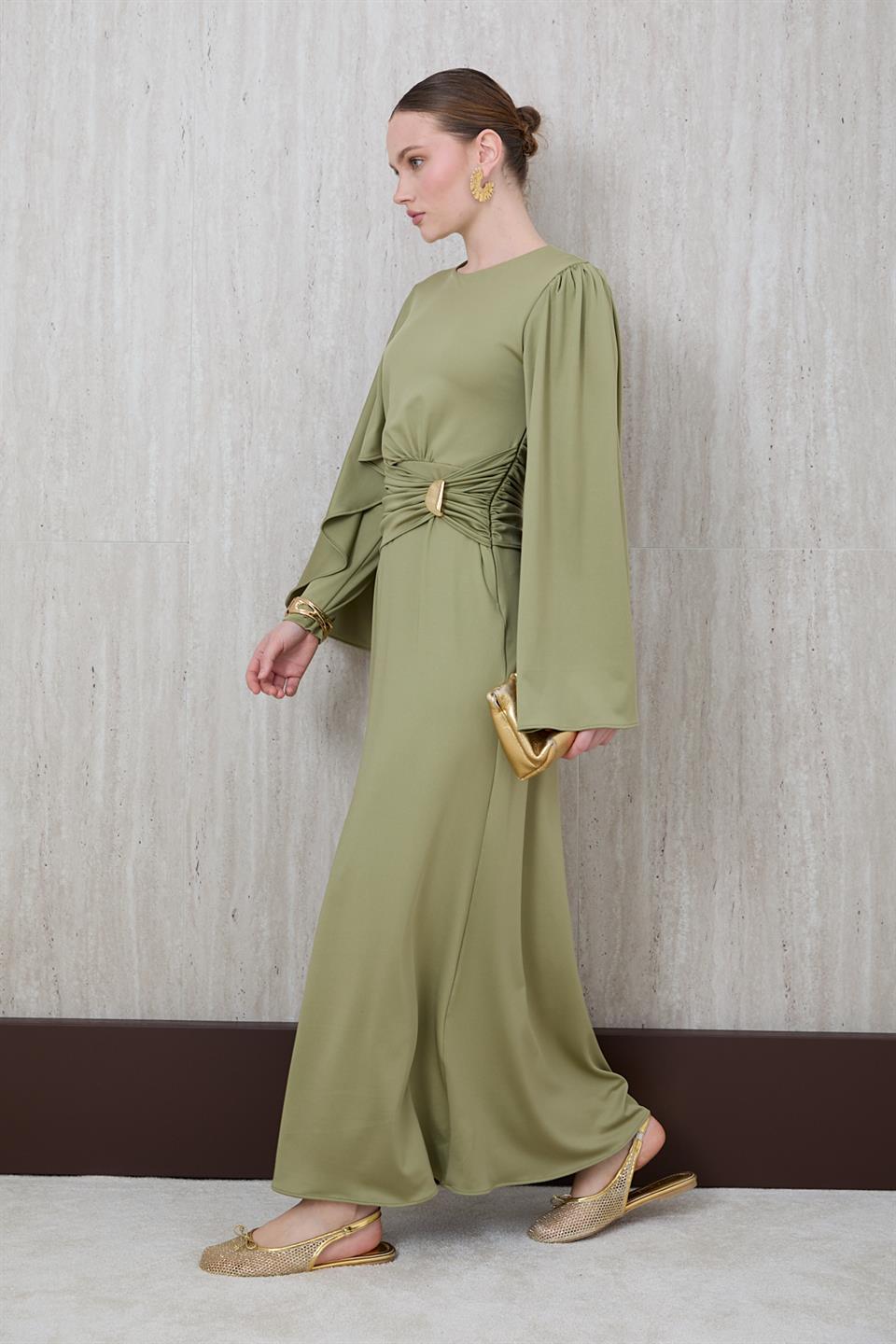 Pelerin Kol Gold Aksesuarlı Elbise - Haki