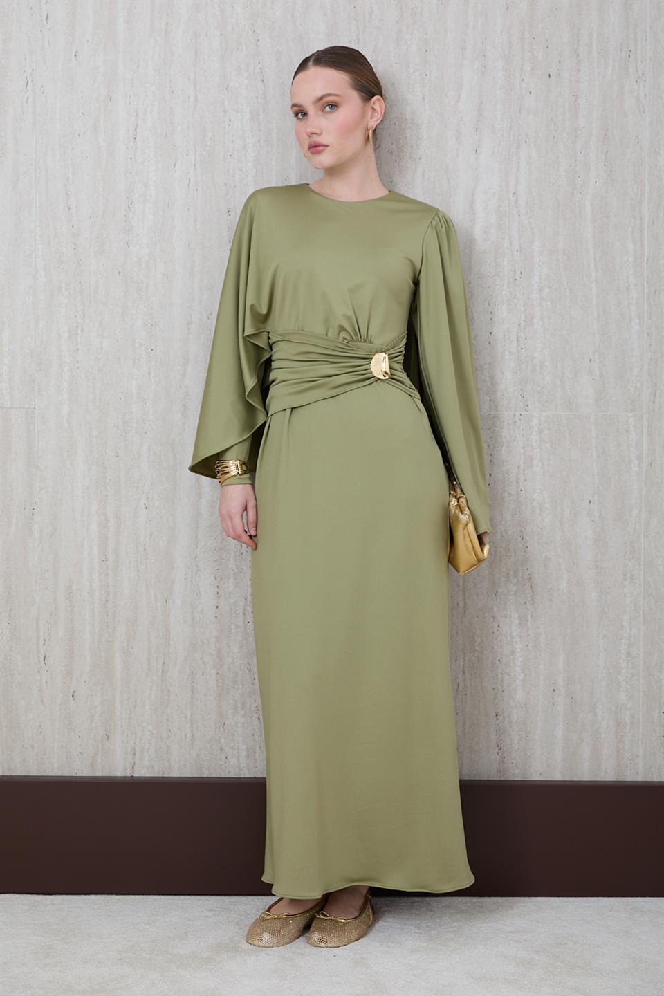 Pelerin Kol Gold Aksesuarlı Elbise - Haki