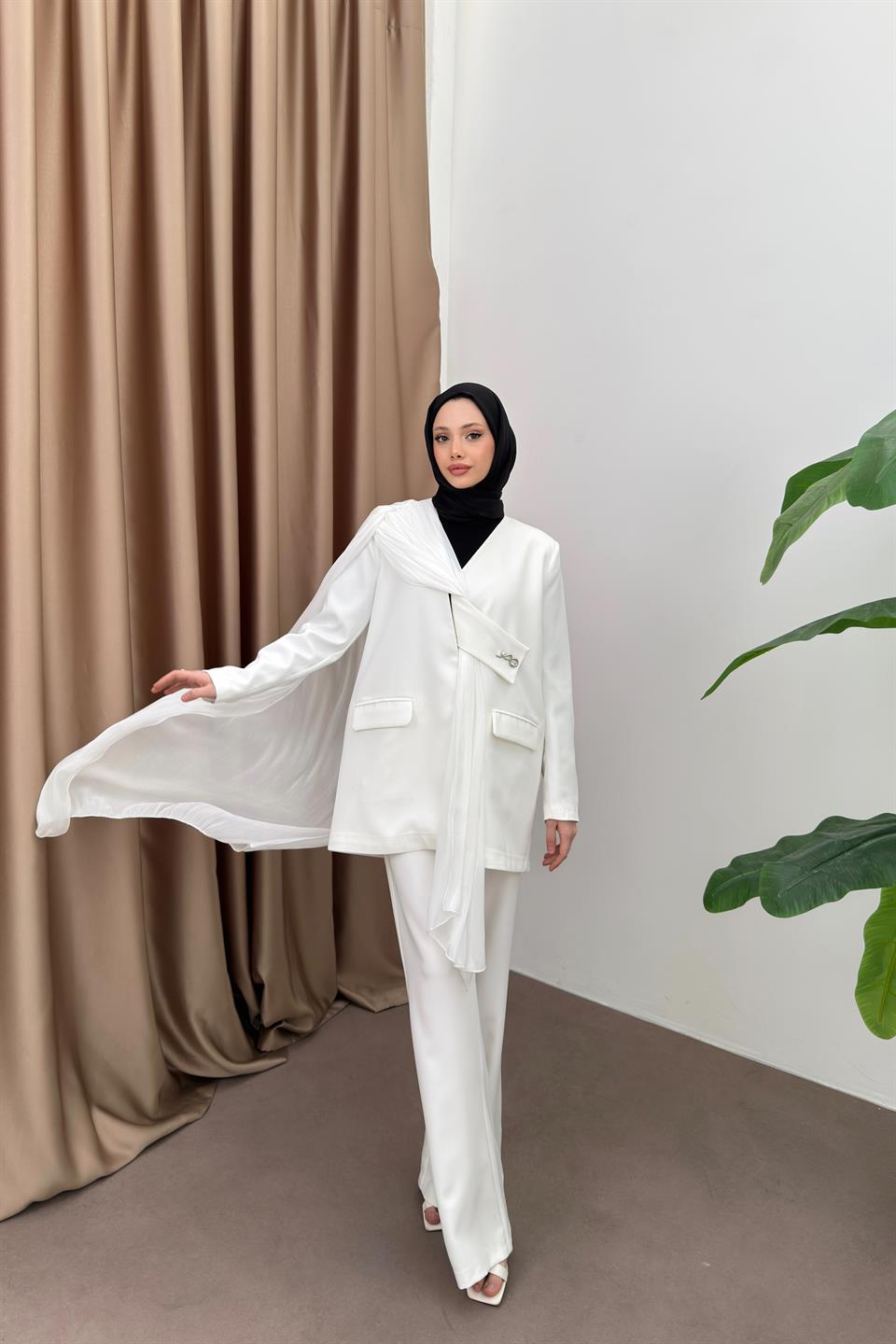Cape and Jacket Suit - White