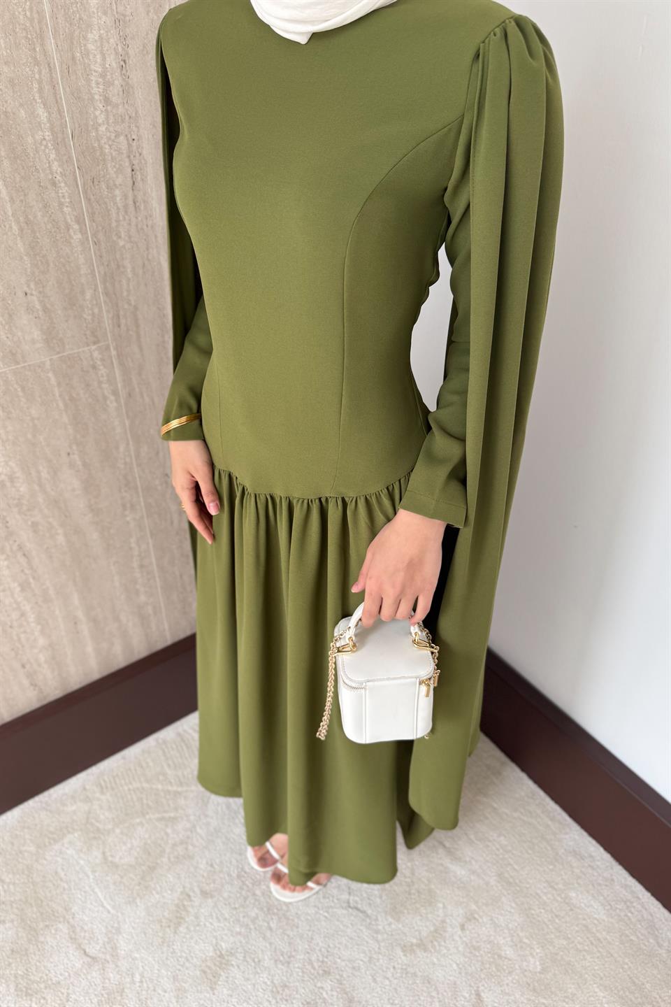 Pelerinli Elbise - Haki