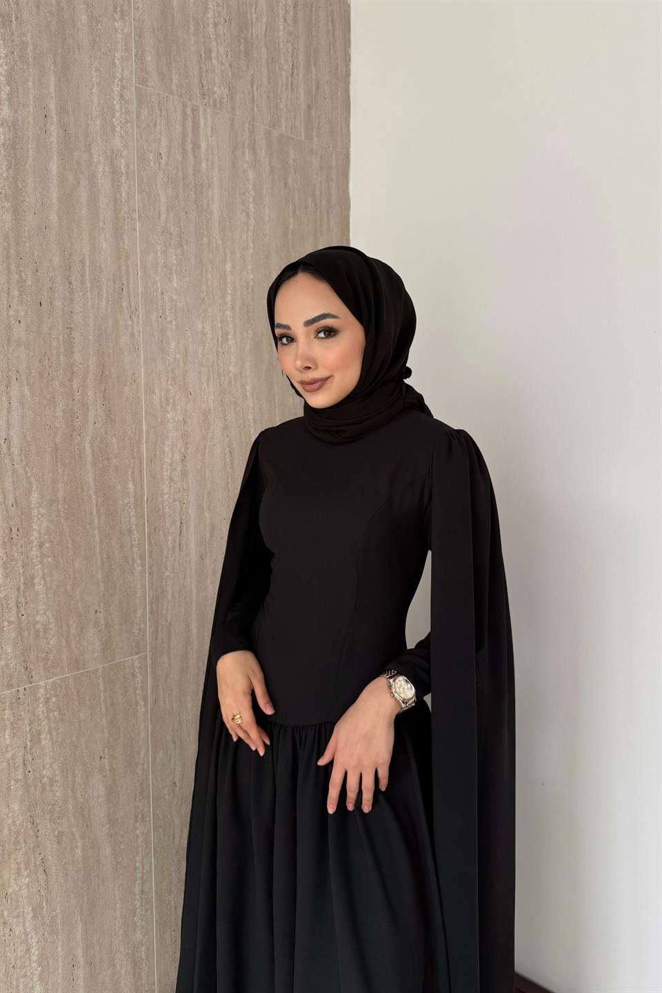 Pelerinli Elbise - Siyah