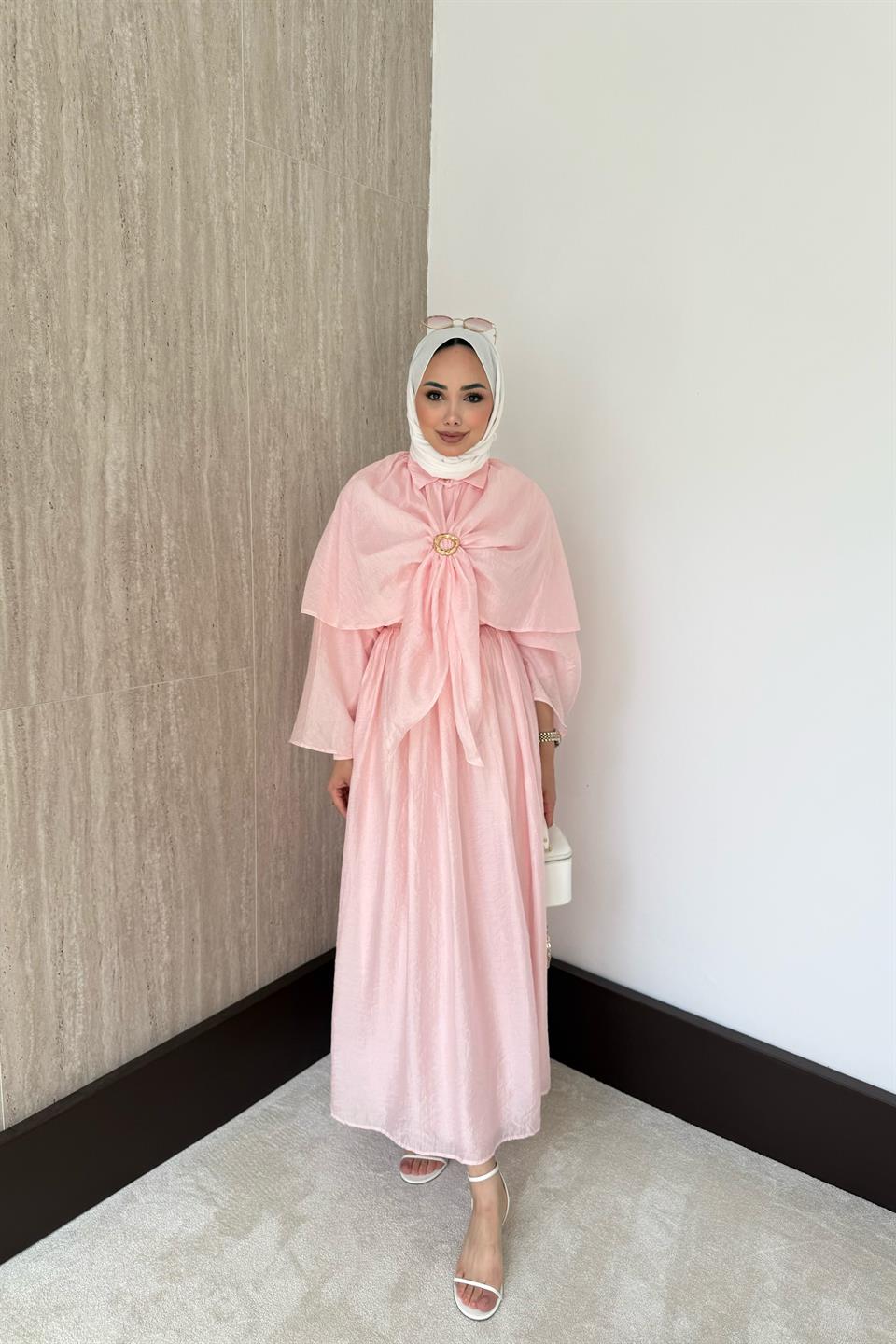 Pelerinli Vual Etekli Takım - Pembe