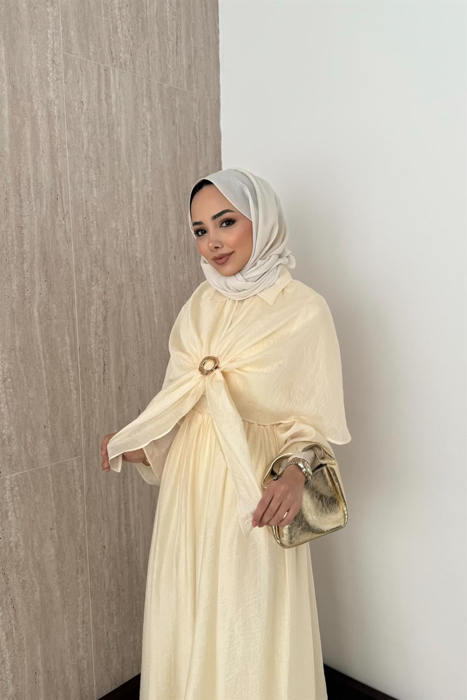 Pelerinli Vual Etekli Takım - Sarı