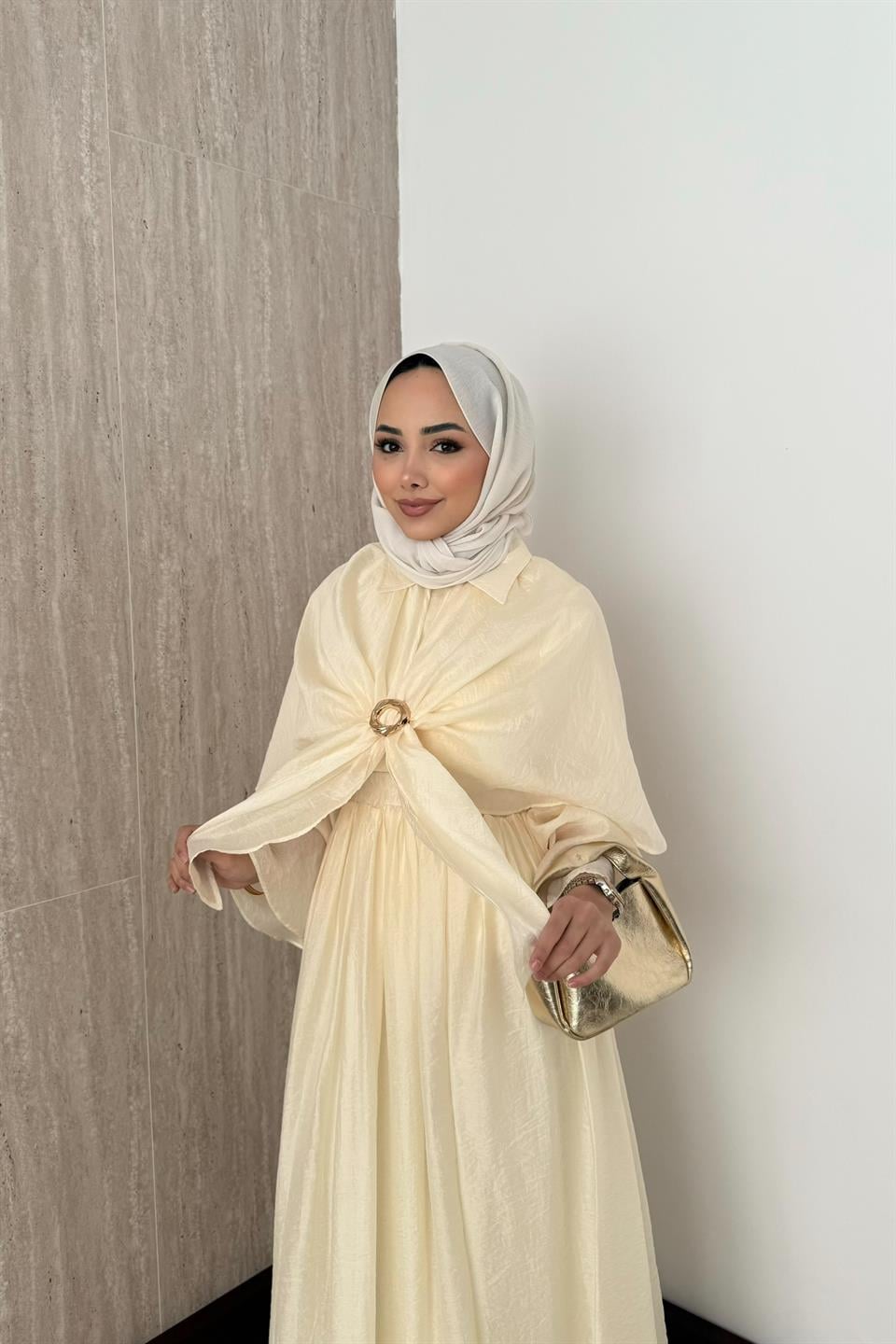 Pelerinli Vual Etekli Takım - Sarı