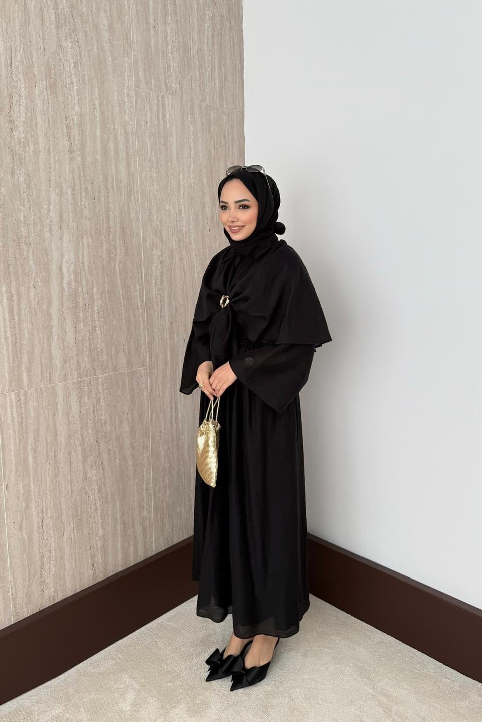 Pelerinli Vual Etekli Takım - Siyah