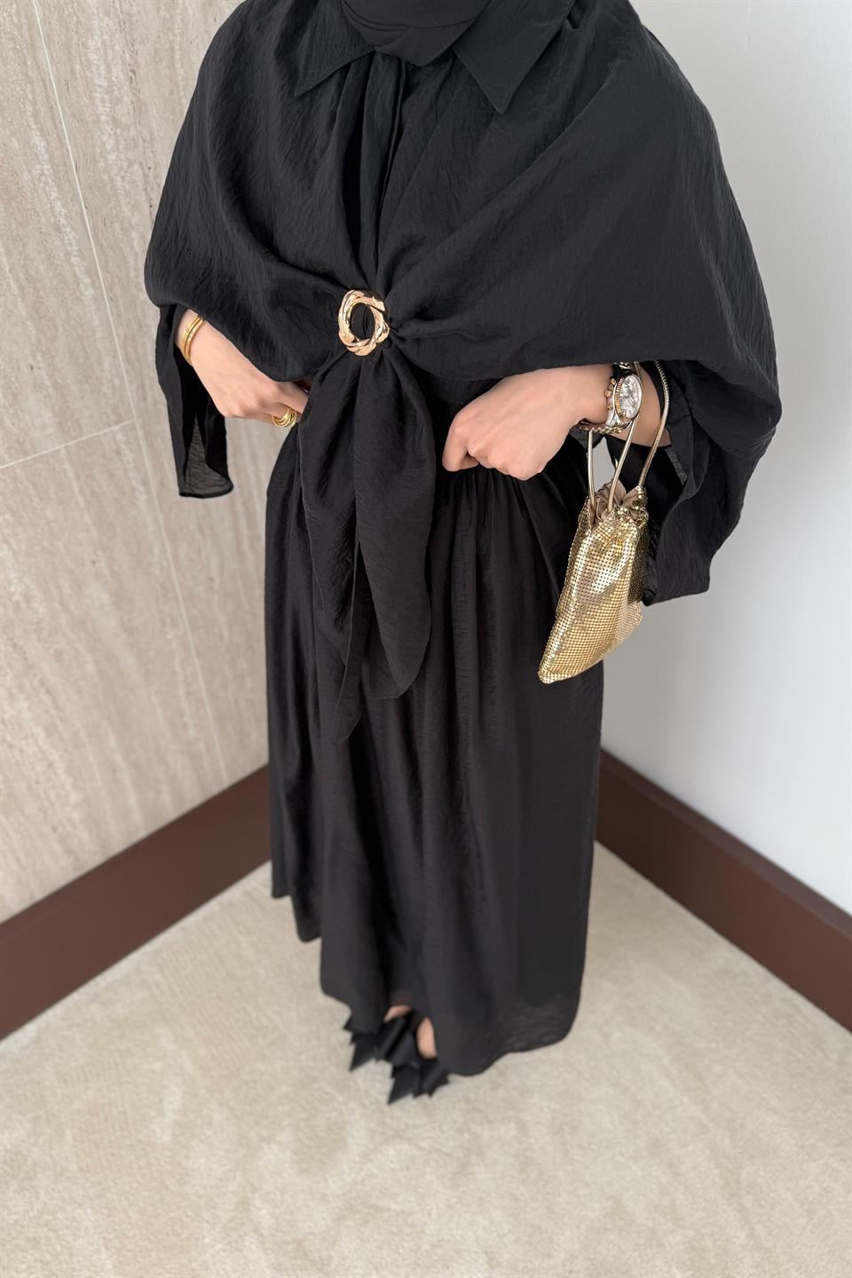 Pelerinli Vual Etekli Takım - Siyah