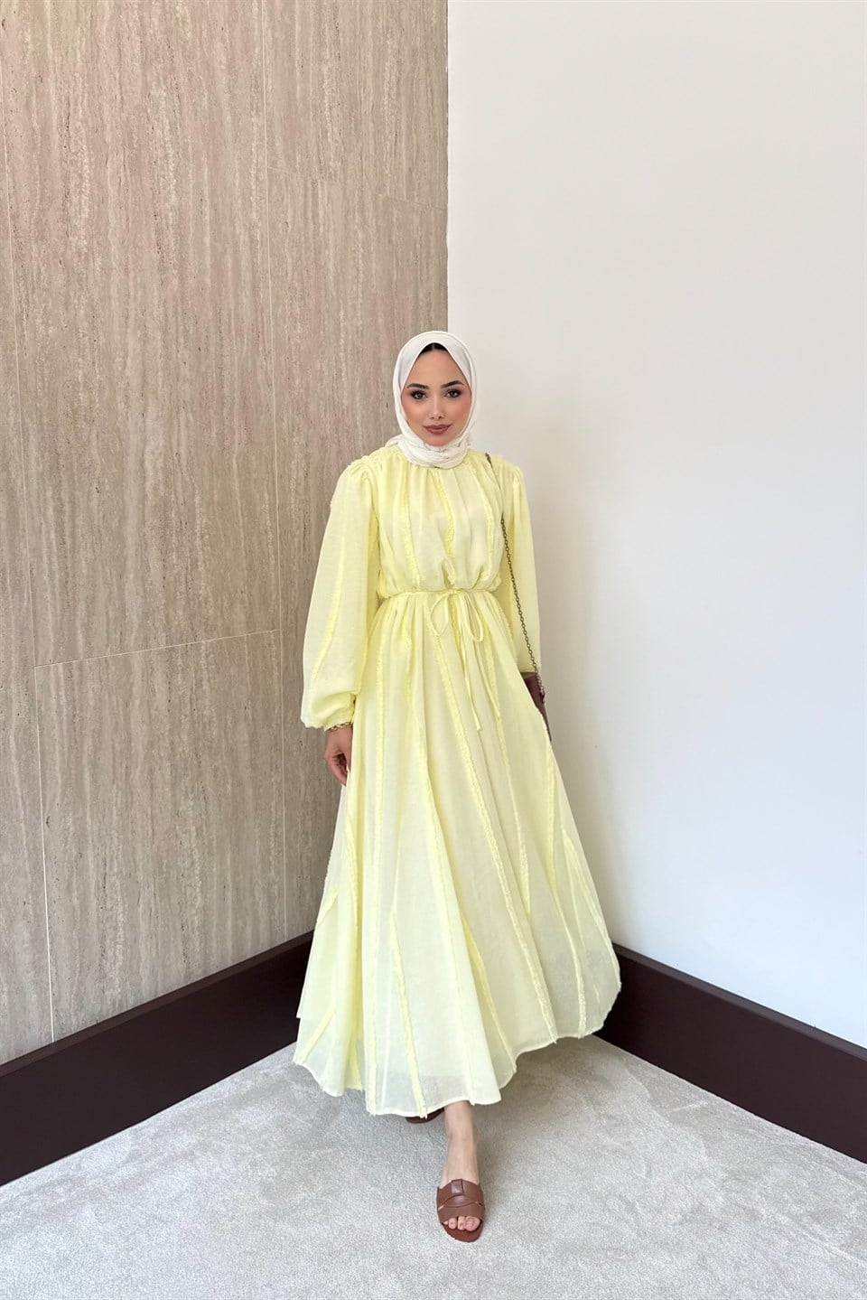 Peluş Şeritli Keten Elbise - Sarı