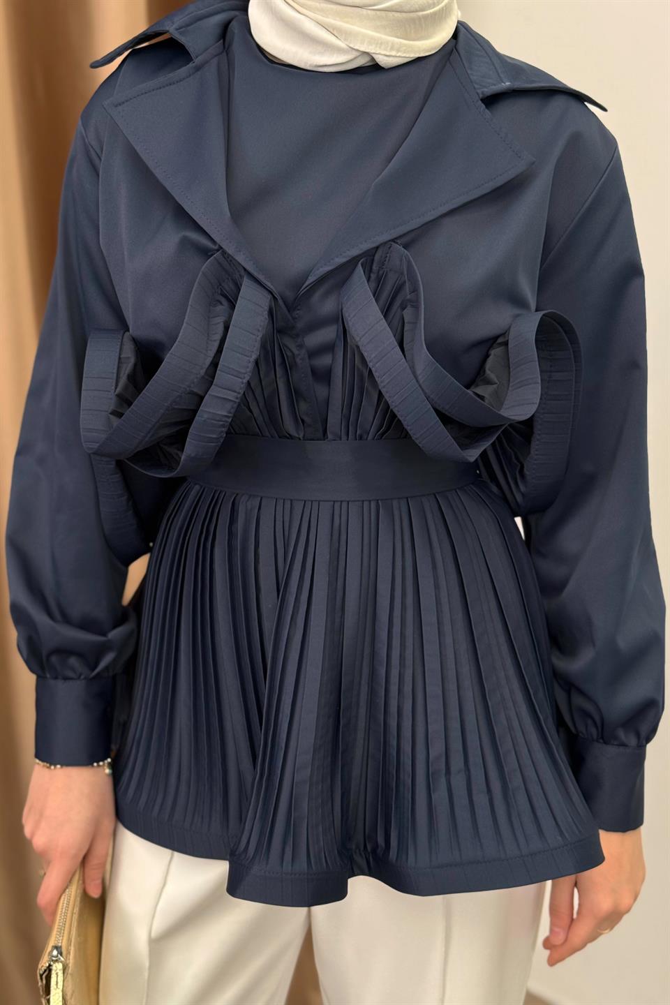 Pleated Grain Premium Jacket - Navy Blue