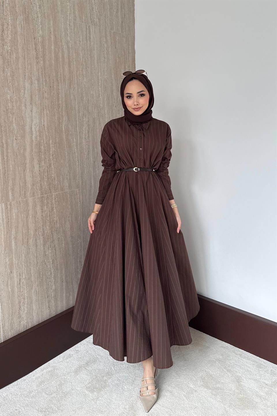 Şal Aksesuarlı Çizgili Elbise - Kahve