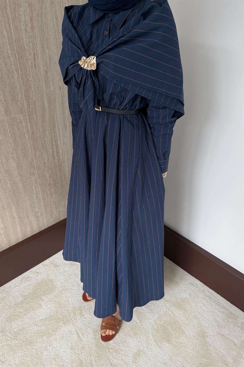 Şal Aksesuarlı Çizgili Elbise - Lacivert