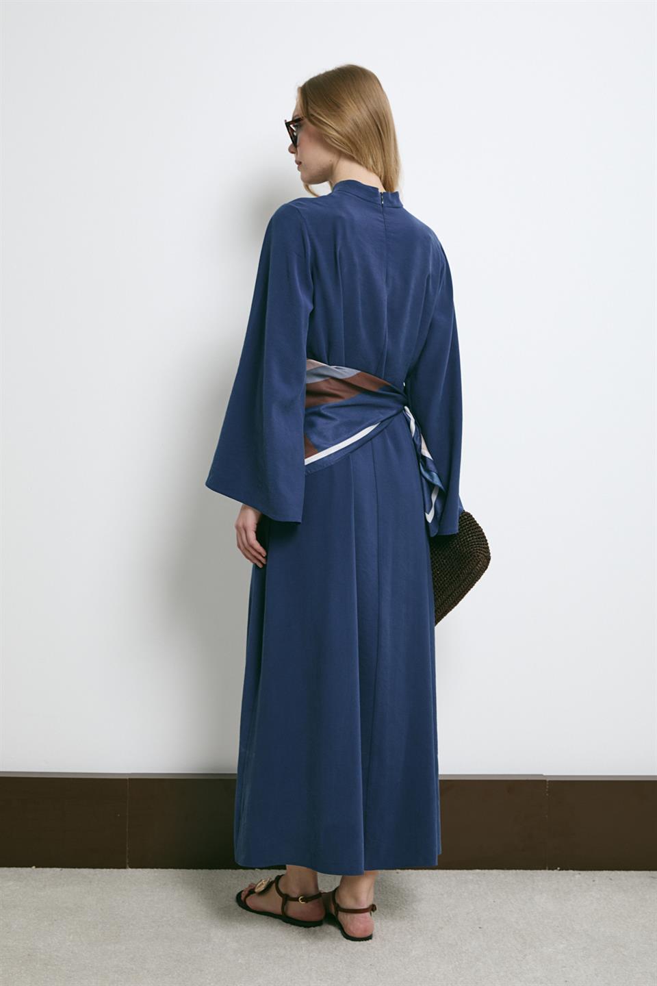 Şal Aksesuarlı Modal Elbise - İndigo