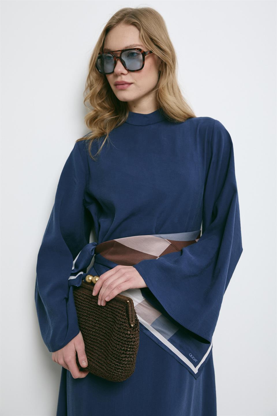 Şal Aksesuarlı Modal Elbise - İndigo