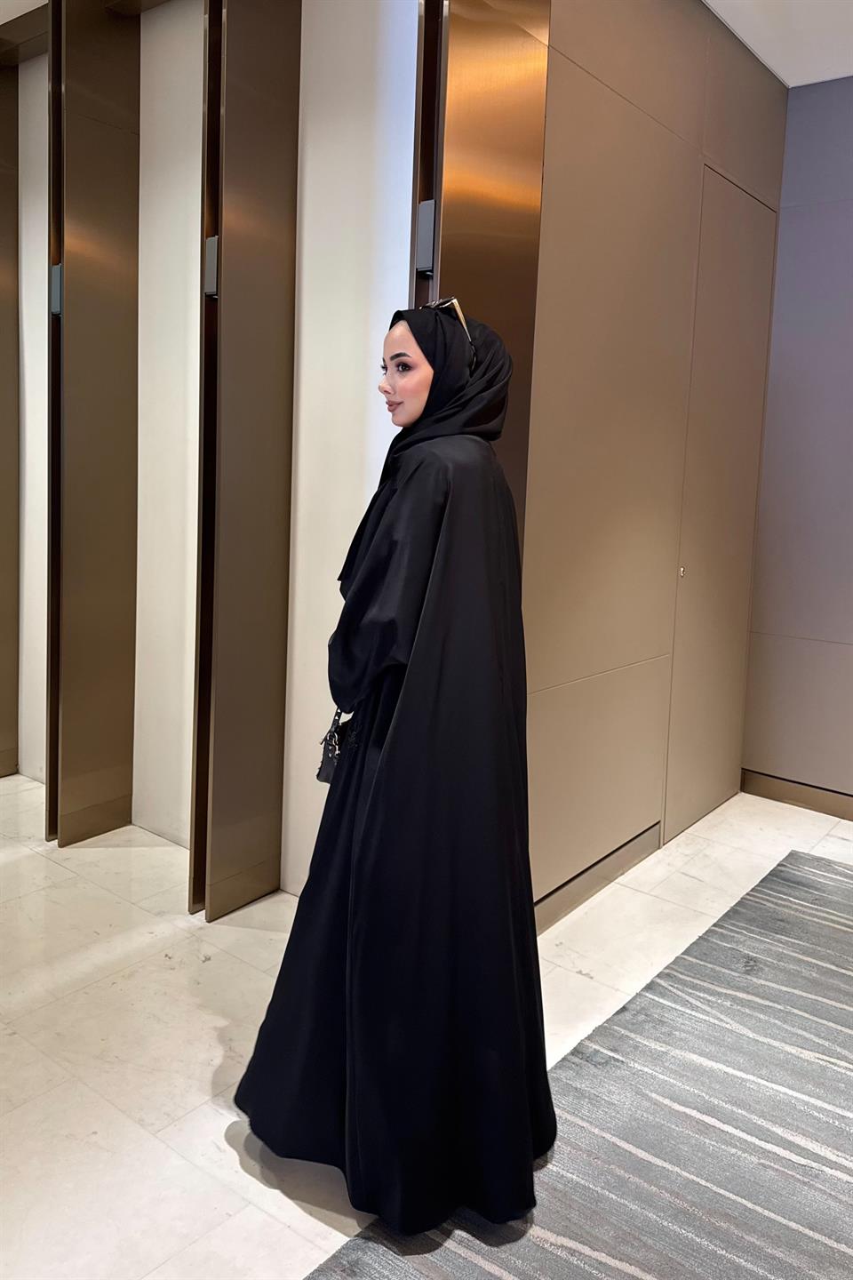 Şal Aksesuarlı Nakış Boncuklu Abaya - Siyah