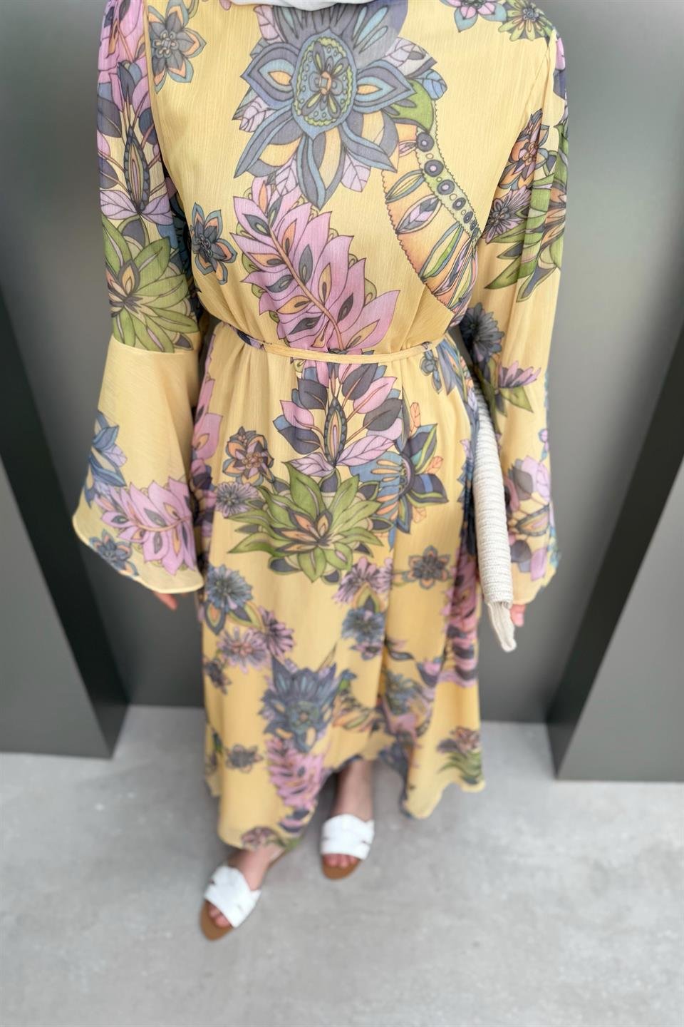 Volan Kol Desenli Şifon Elbise - Sarı