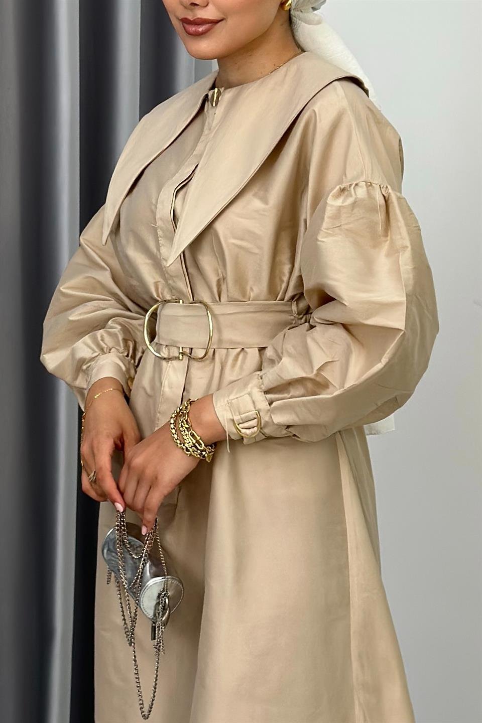 Taffeta Dress with Collar Detail - Beige