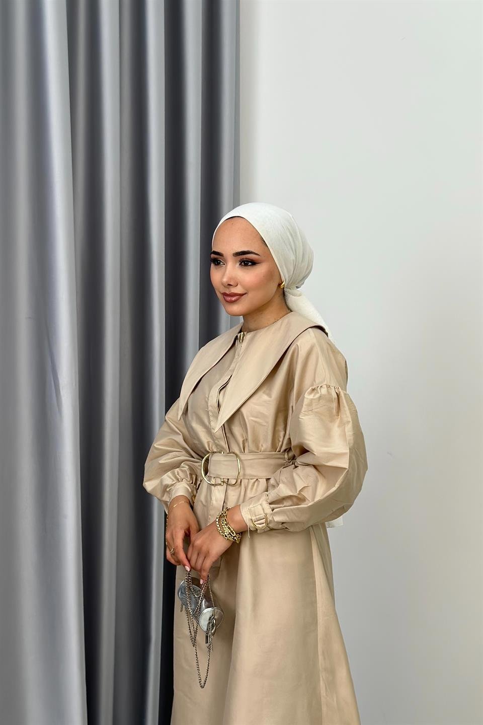 Taffeta Dress with Collar Detail - Beige