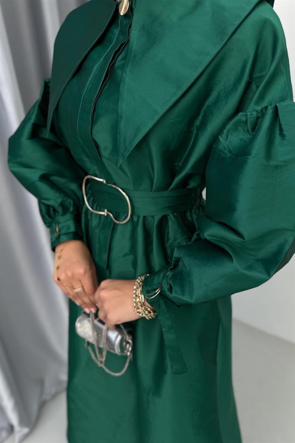 Taffeta Dress with Collar Detail - Green