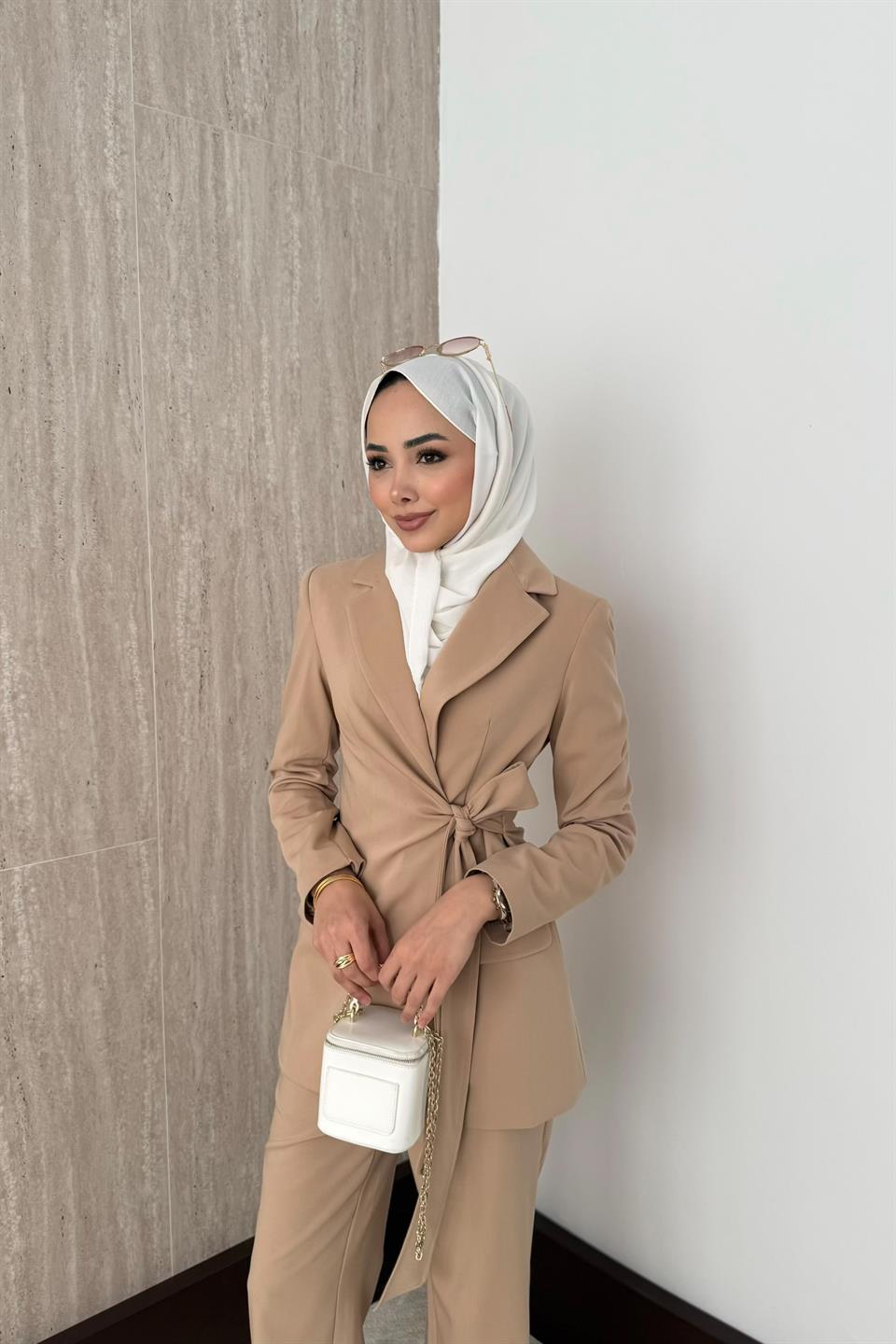 Yandan Bağlamalı Pantolonlu Takım - Camel