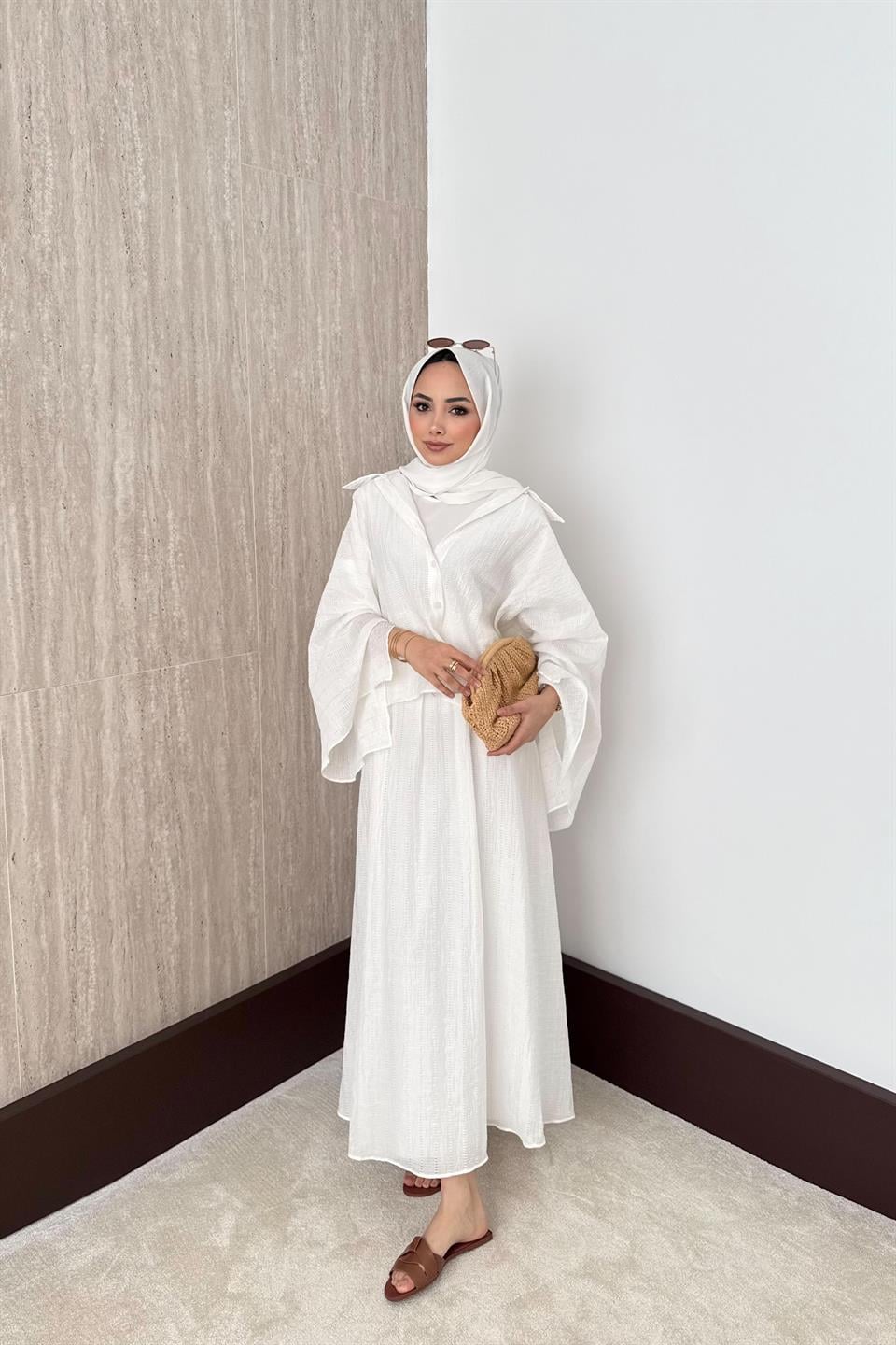 Yarasa Kol Brode Etekli Takım - Beyaz