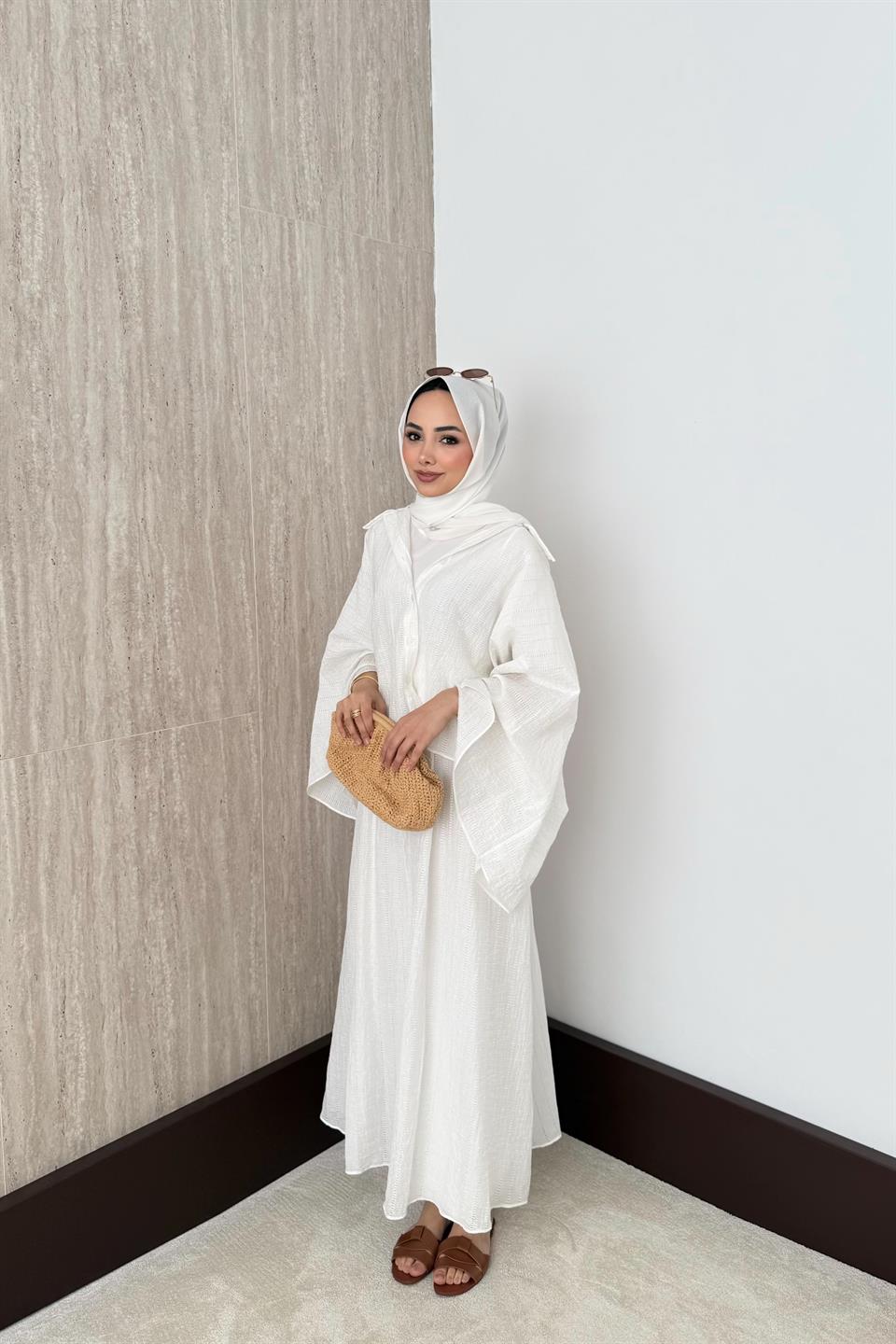 Yarasa Kol Brode Etekli Takım - Beyaz