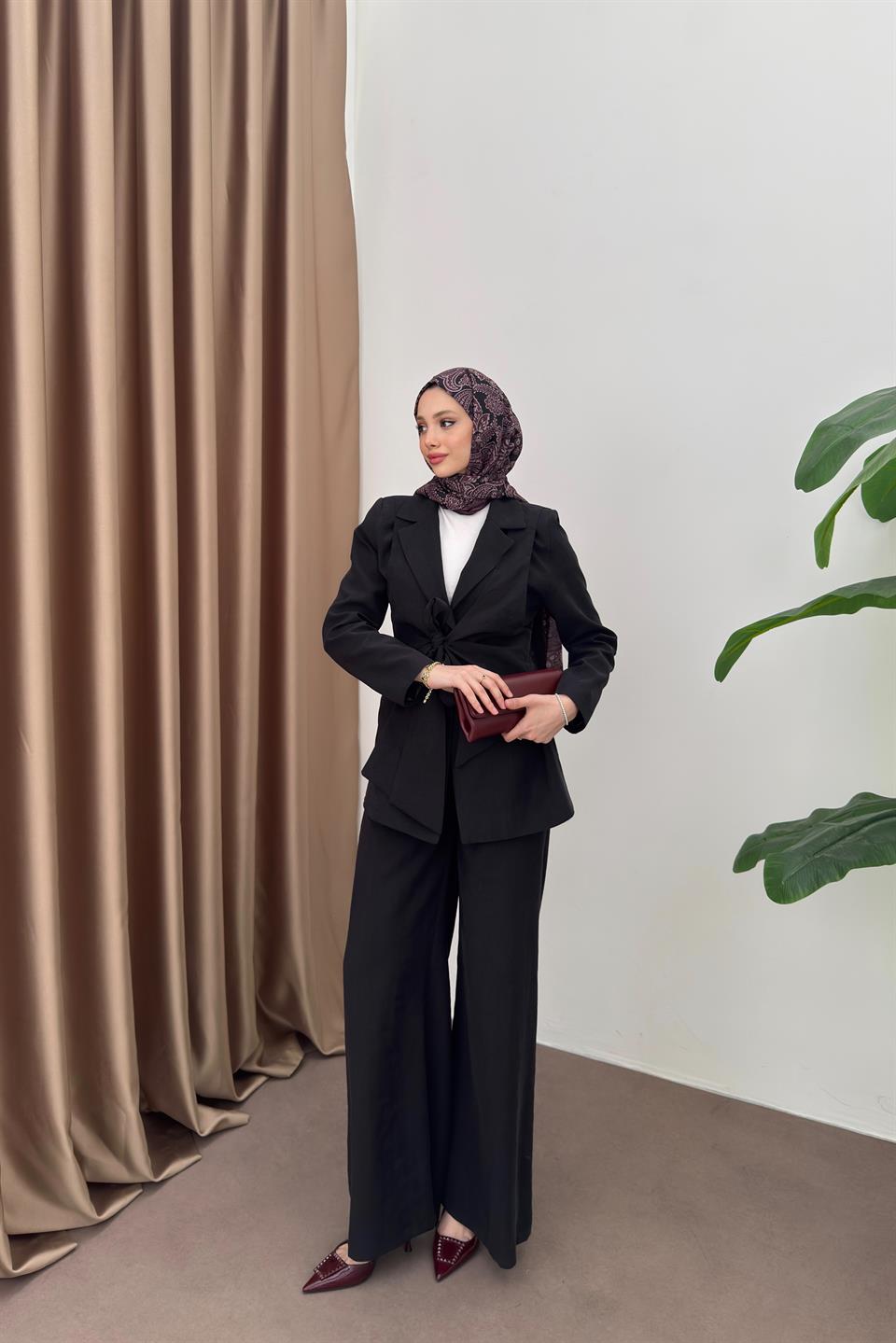 Tencel Suit with Tied Vest - Black