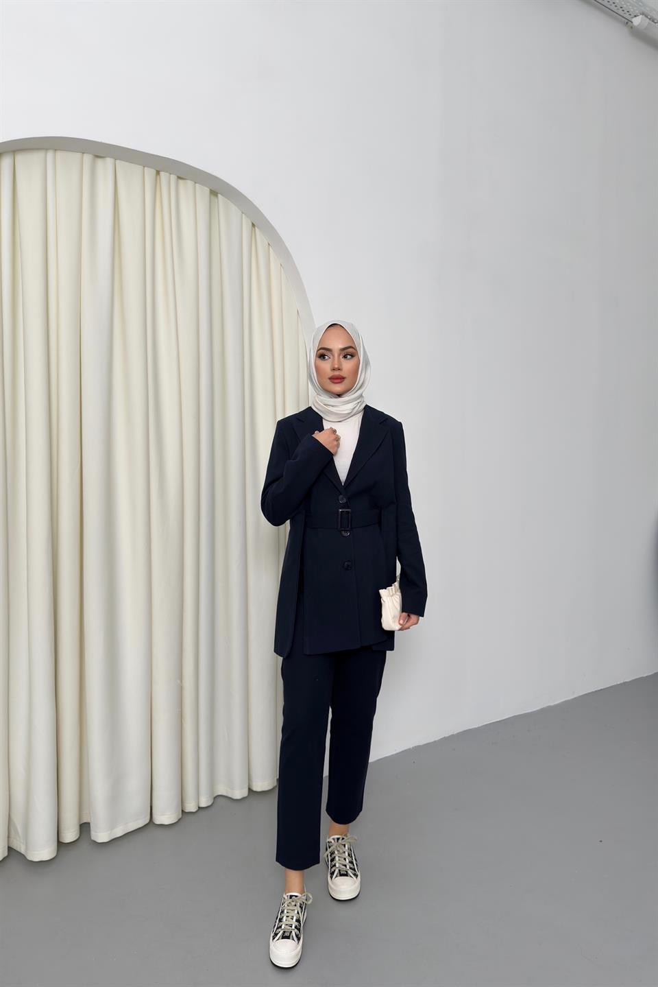 Slit Linen Trouser Suit - Navy blue