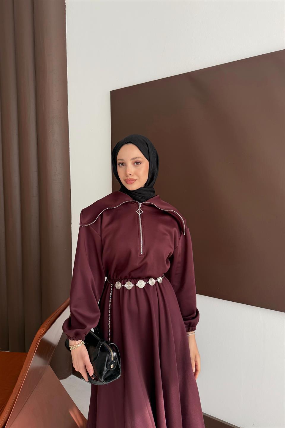 Chain Belt Scuba Dress - Burgundy