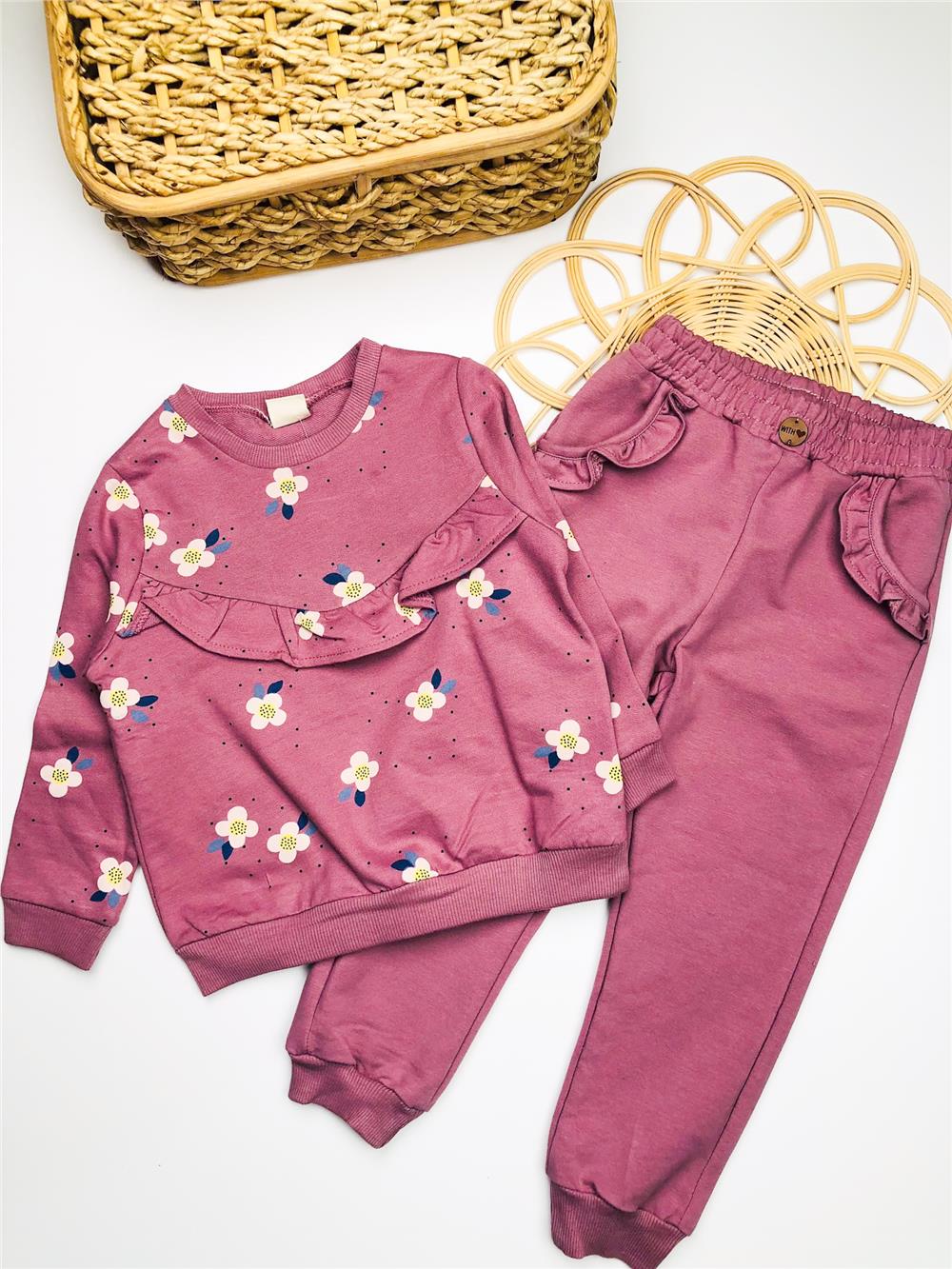 Mor Çiçekli Takım