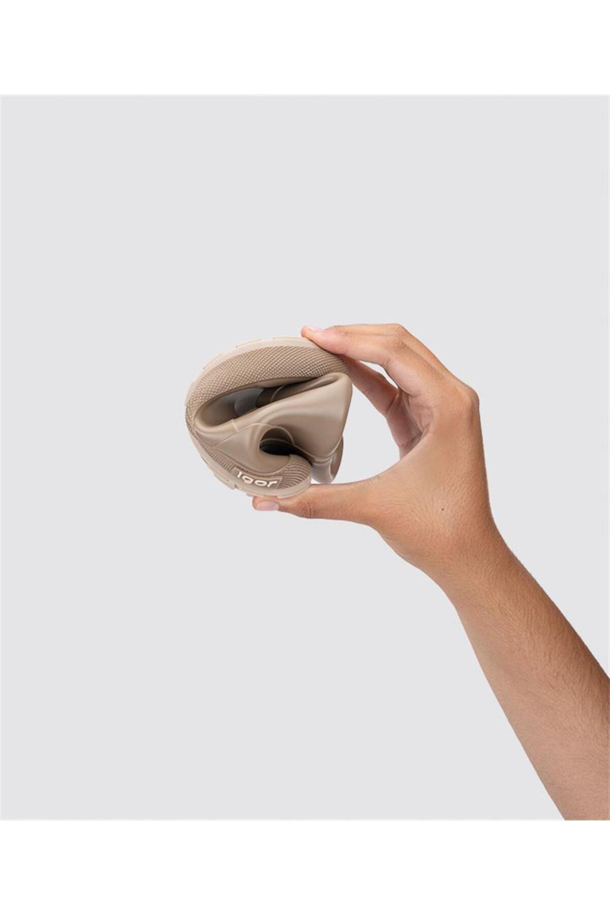 İgor Yogi DK Bot-Elmwood