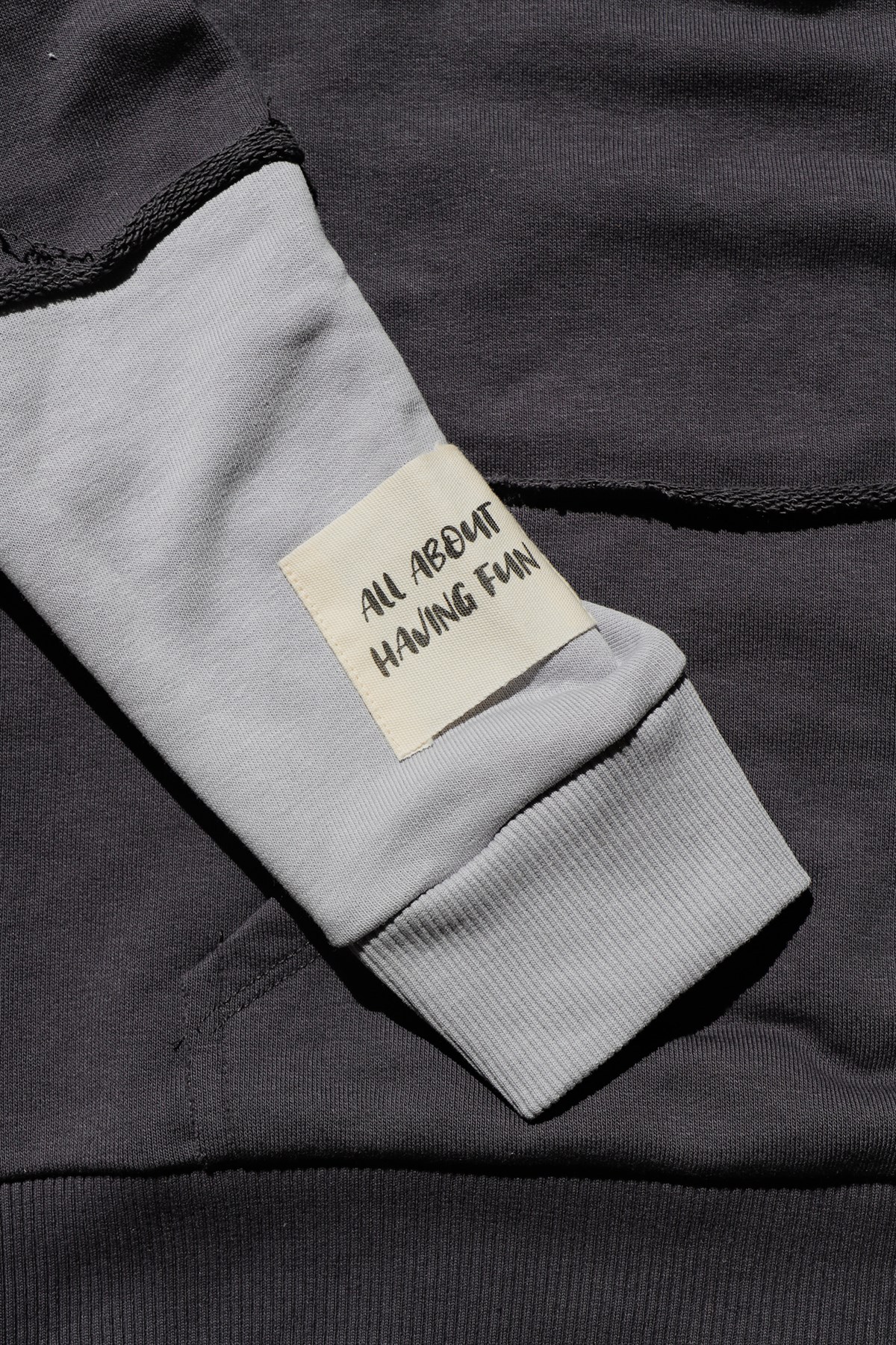 Leo Sweatshirt