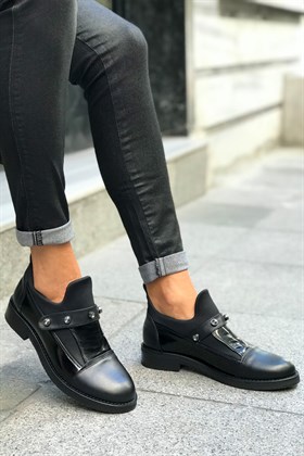 Siyah Deri Taşlı Ayakkabı - PEYTON