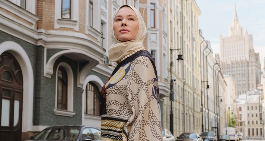 Omuz Şalı Nasıl Kullanılır? Bağlama Yöntemleri ve Kombin Önerileri