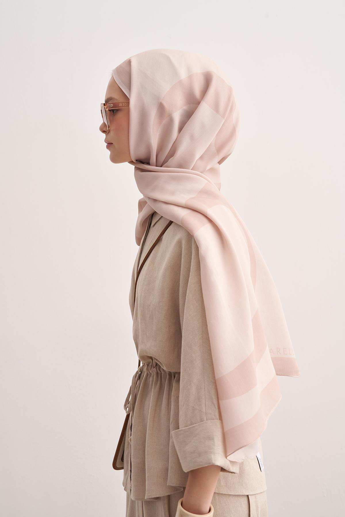 Linea Bej Monogram Floş Şal