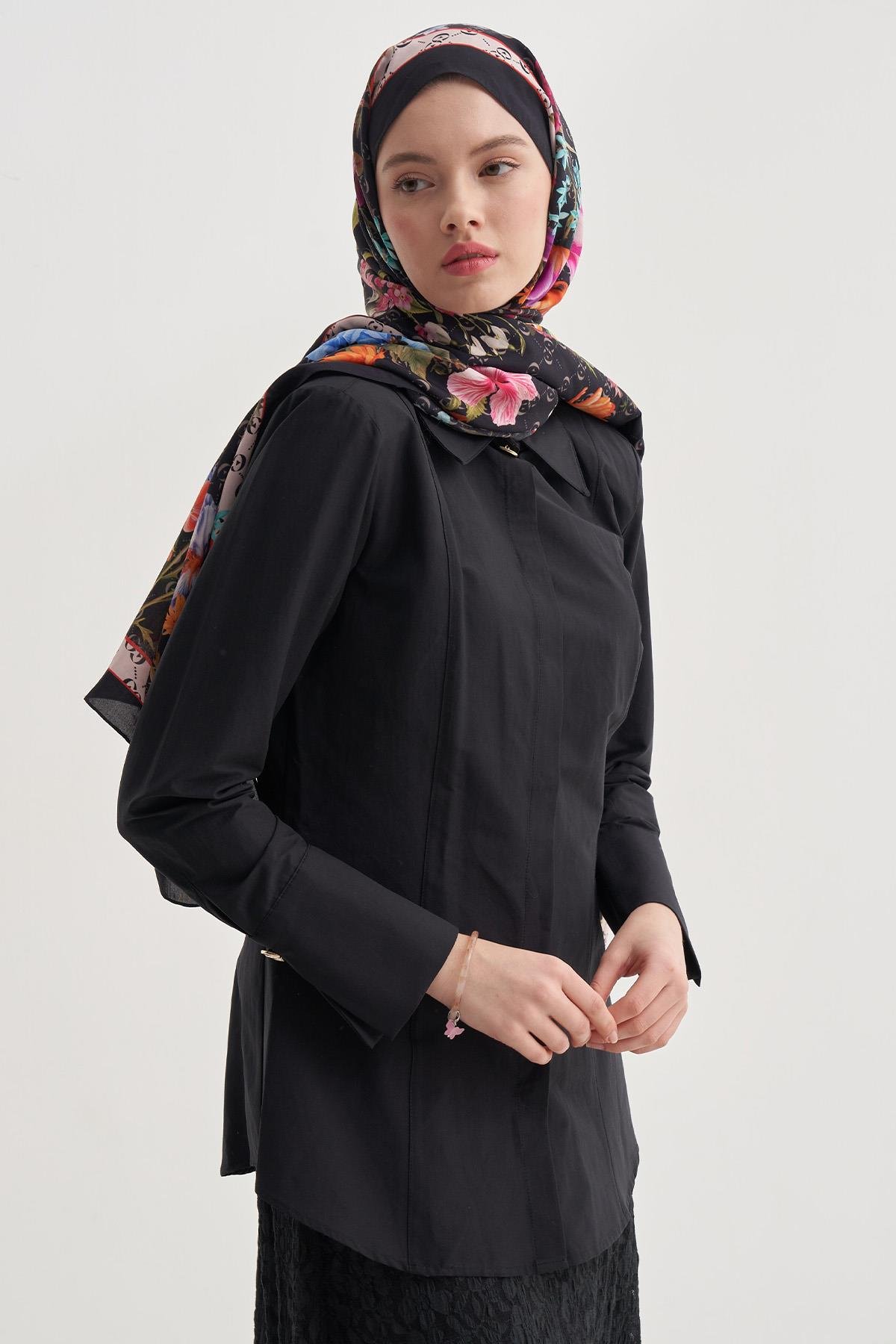 C Siyah Monogram Floş Şal