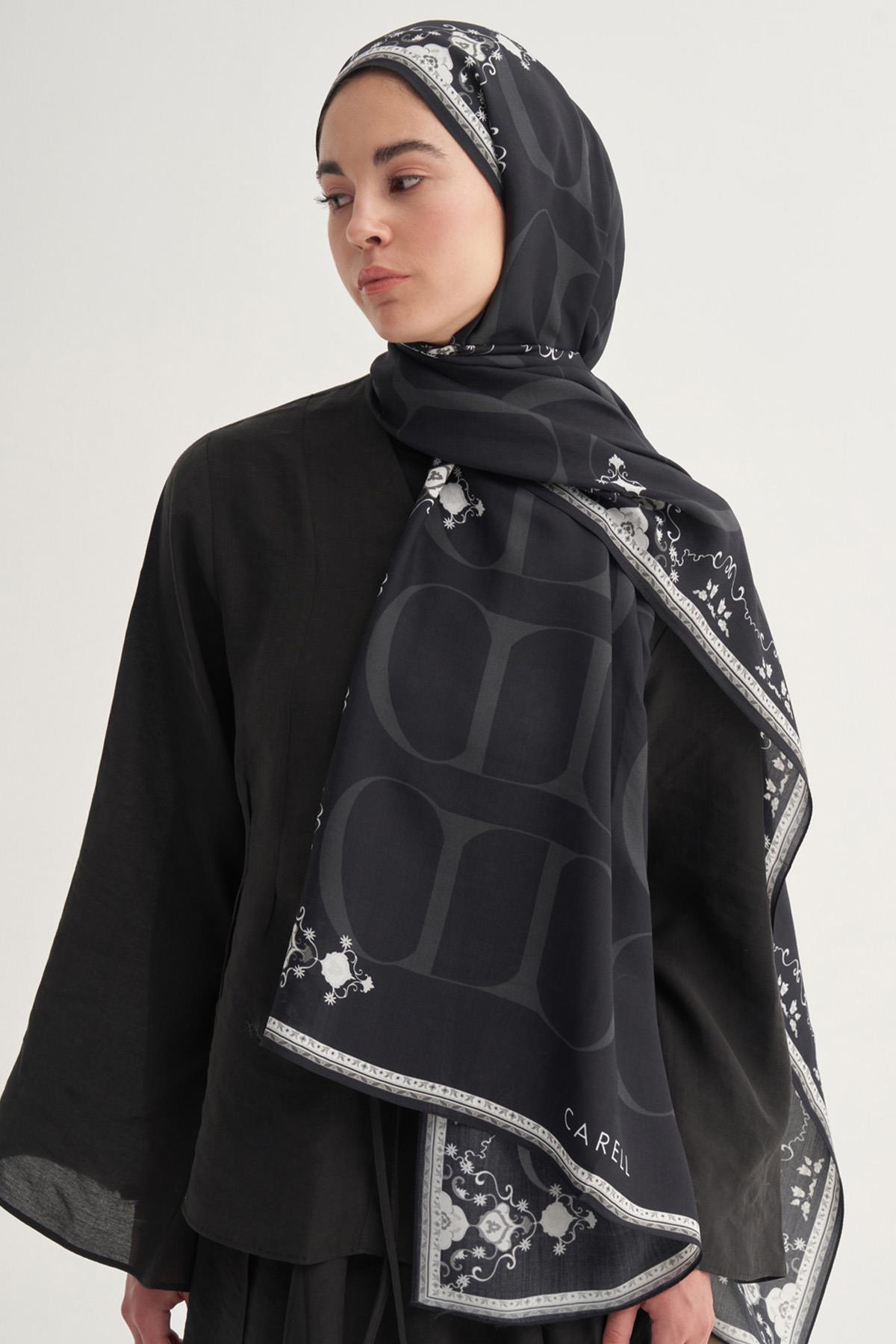 Luxe Çiçekli Monogram Floş Şal Siyah