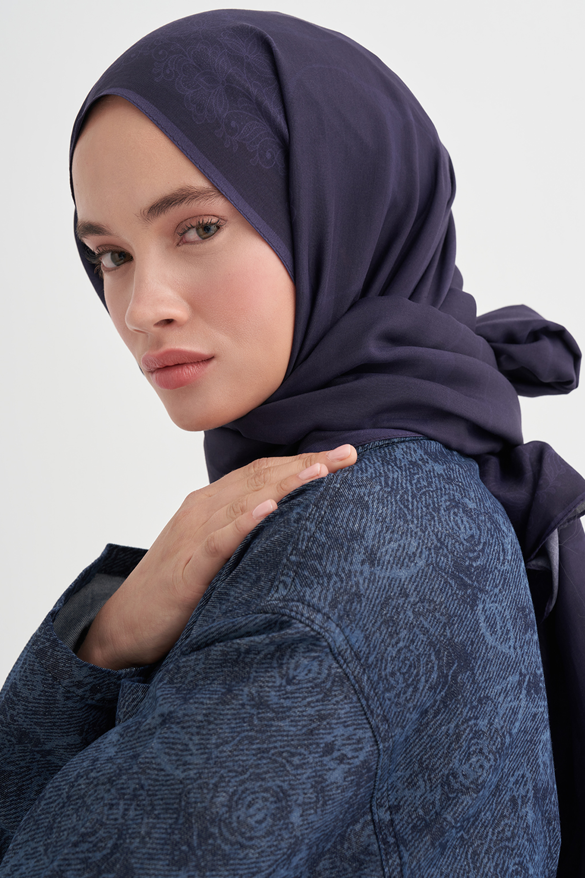 Floral Monogram Floş Şal Morcivert