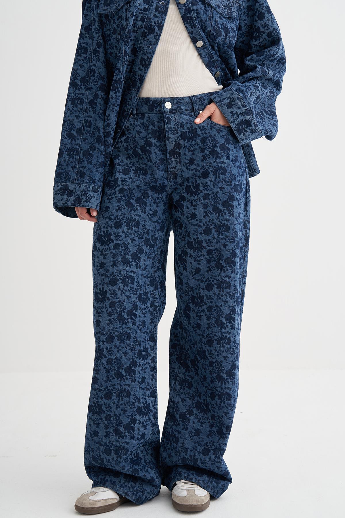 Floral Monogram Desen Jean Pantolon