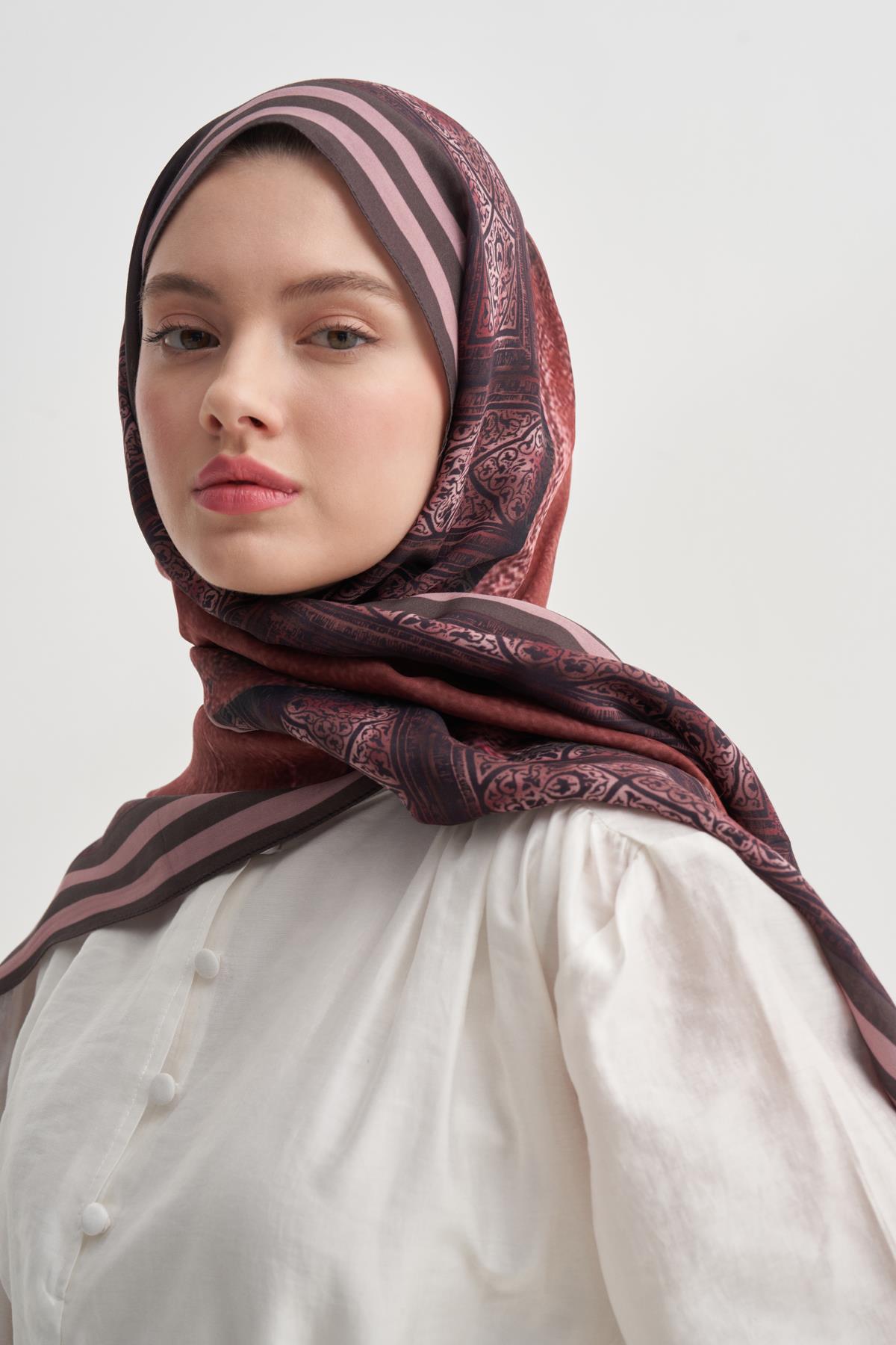 Serenya Vela Floş Şal Kızıl