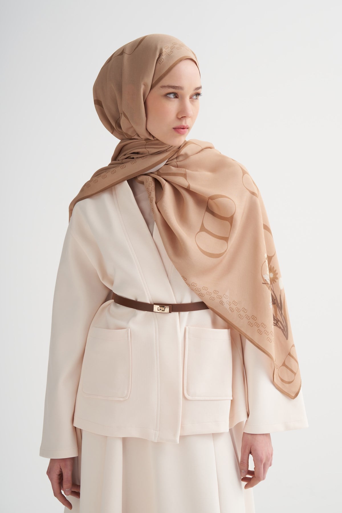 Elegance Monogram Floş Şal Camel