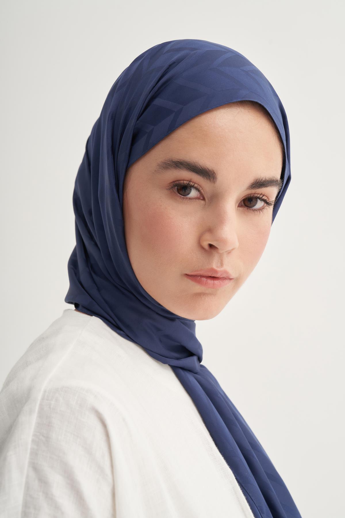 Baklava Desen Pamuk İpek Şal Lacivert