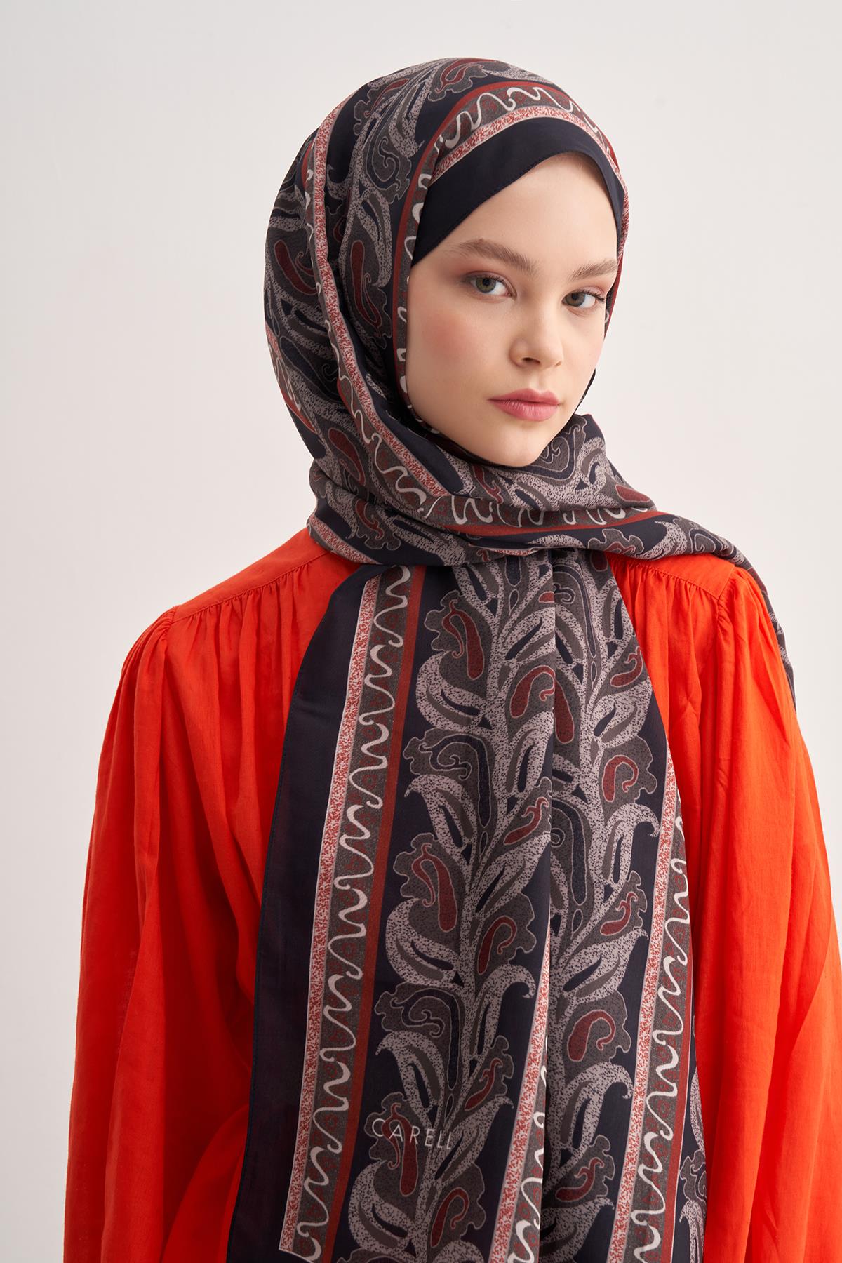 Glow Siyah Vela Floş Şal